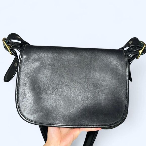 Vintage Coach Black Leather Saddle Flap Bag Shoulder Purse Patricia Legacy 9951 - Picture 1 of 8
